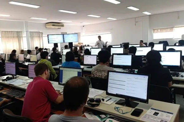 Inicio Pantallas para eventos empresariales y corporativos en Salta _ RN Eventos