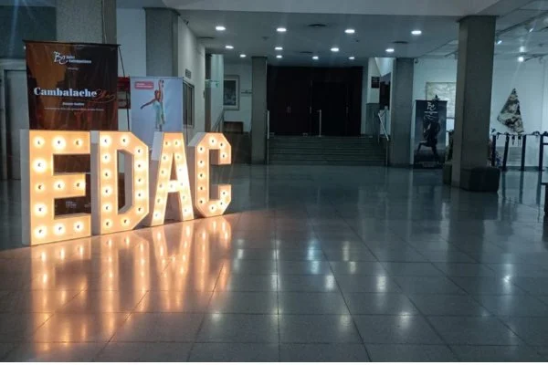 Inicio letras corporeas para eventos empresariales y culturales